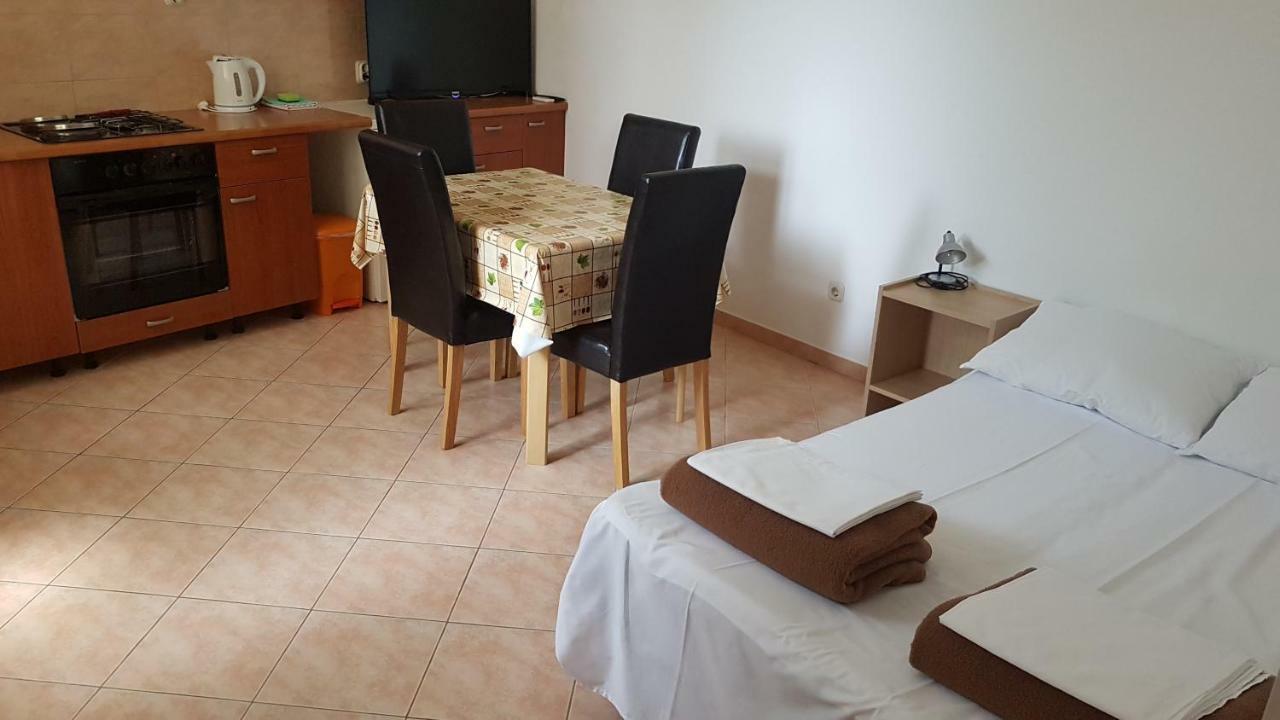 Apartments Kust Млини Экстерьер фото